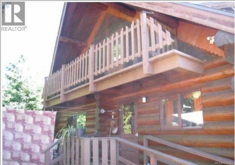 3337 Egremont Rd Cumberland BC V0R1S0