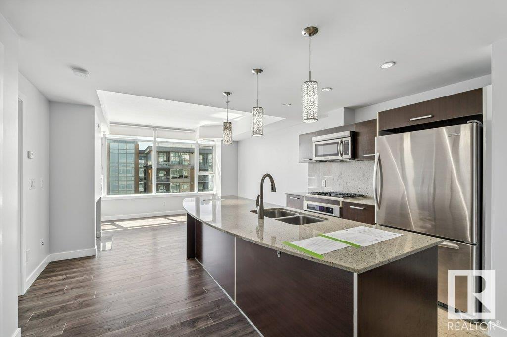 #609 2606 109 ST NW