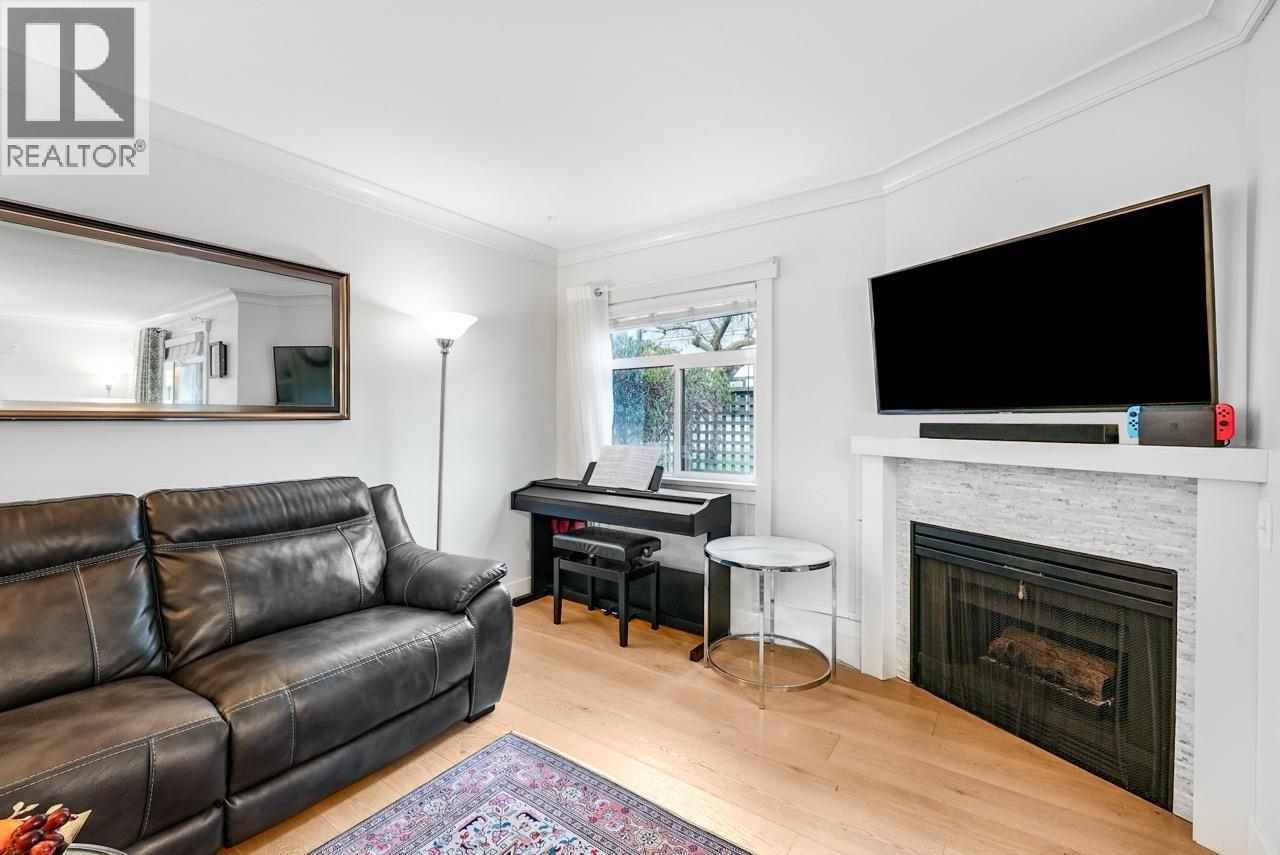 38 889 TOBRUCK AVENUE