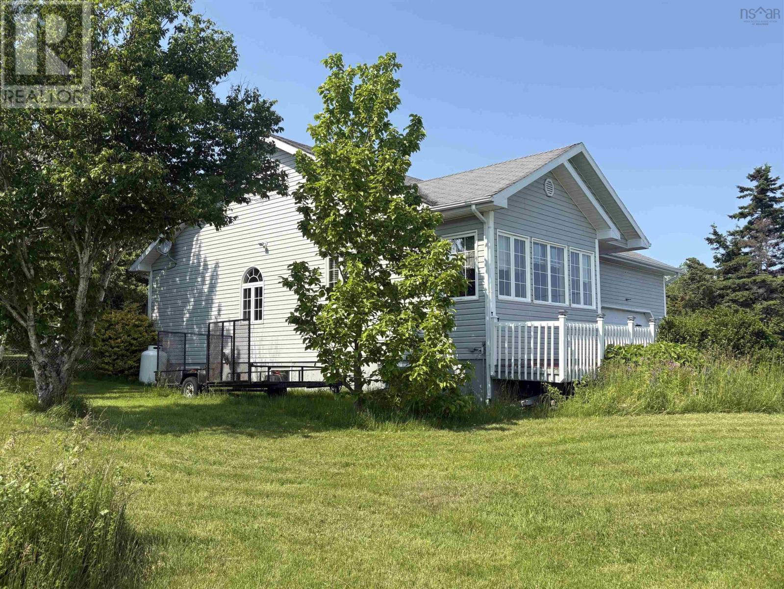 454 HILLSIDE BOULARDERIE Road