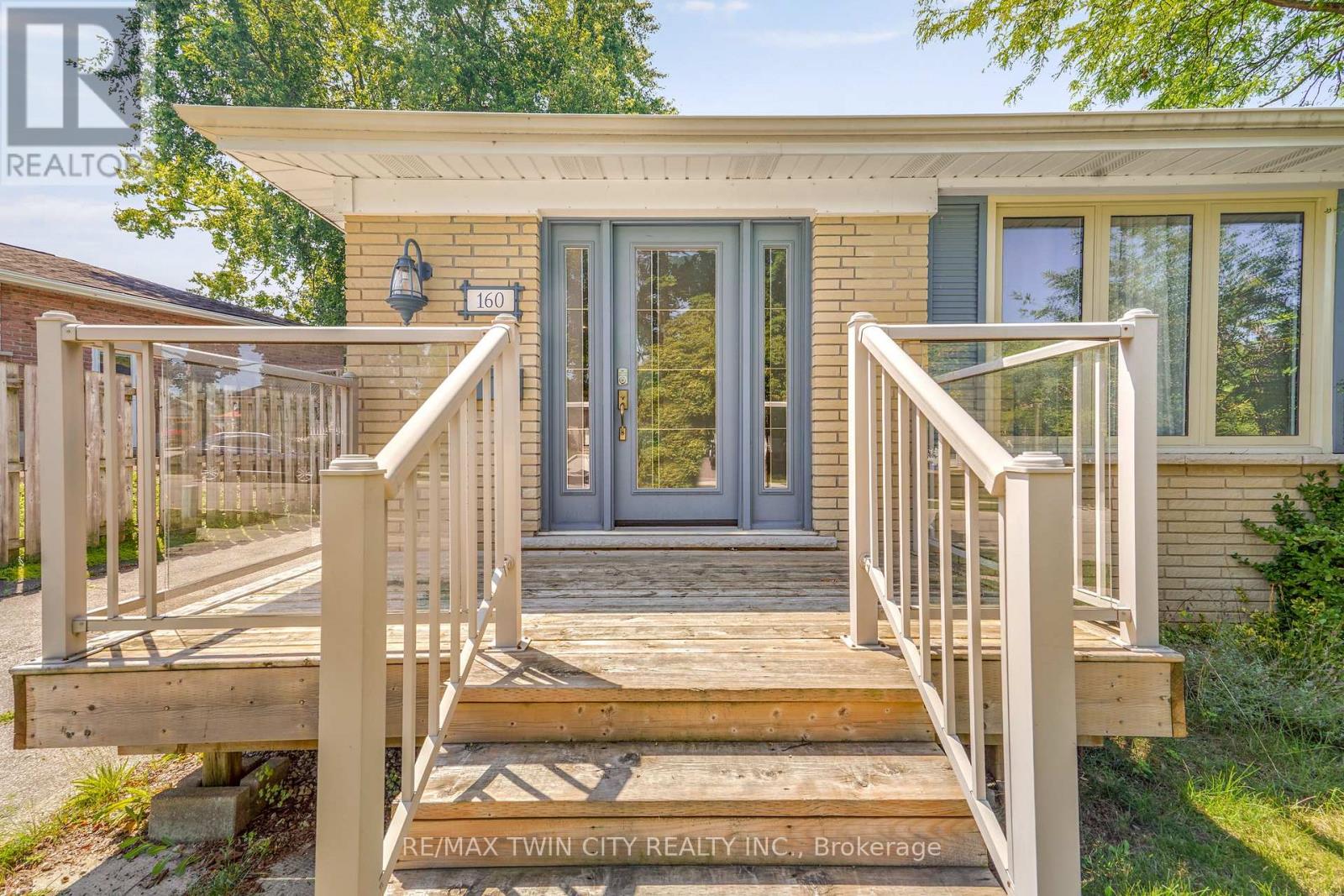 160 WOODLAWN AVENUE