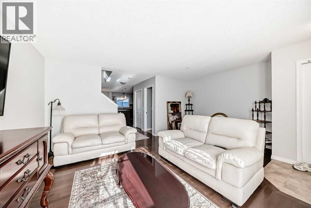 50 Elgin Meadows Park SE