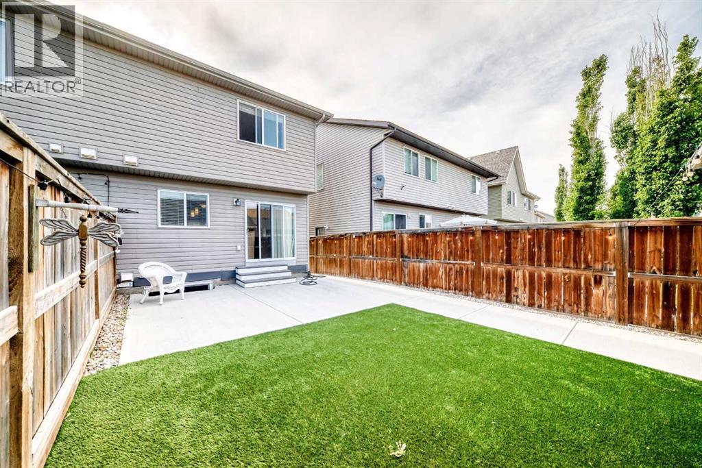 50 Elgin Meadows Park SE