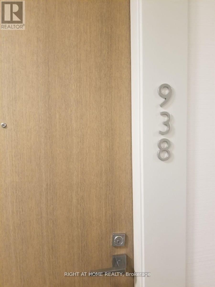 938 - 251 JARVIS STREET