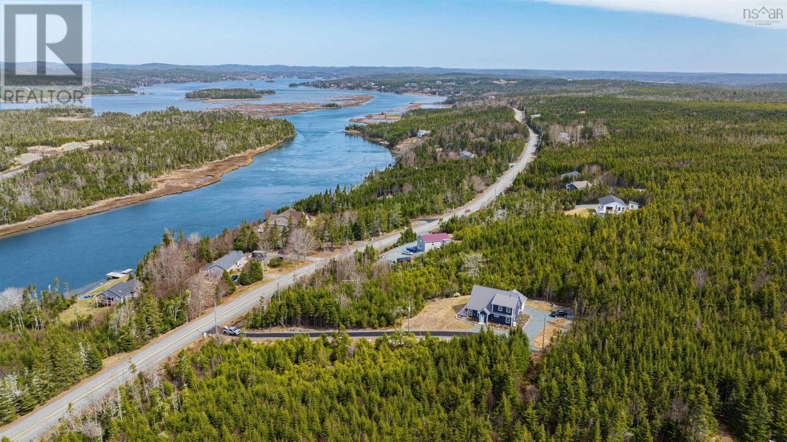 1399 East Petpeswick Road