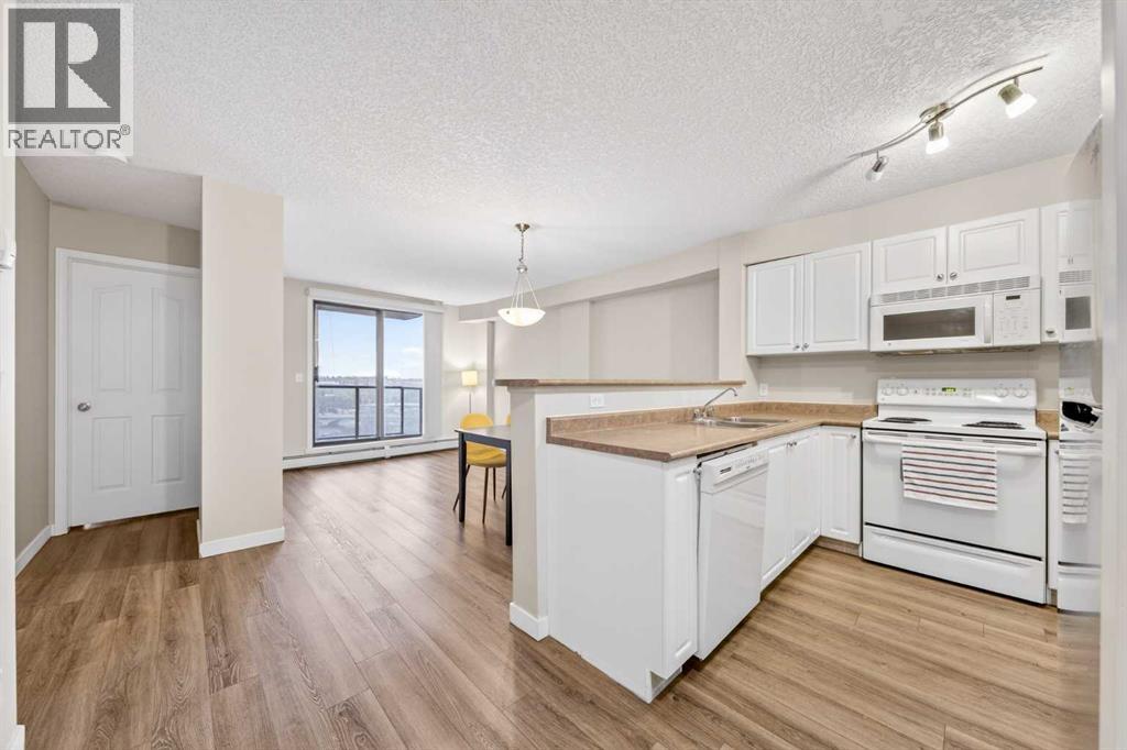 1106, 1111 6 Avenue SW