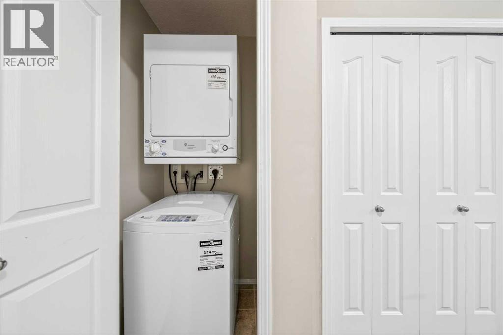 1106, 1111 6 Avenue SW