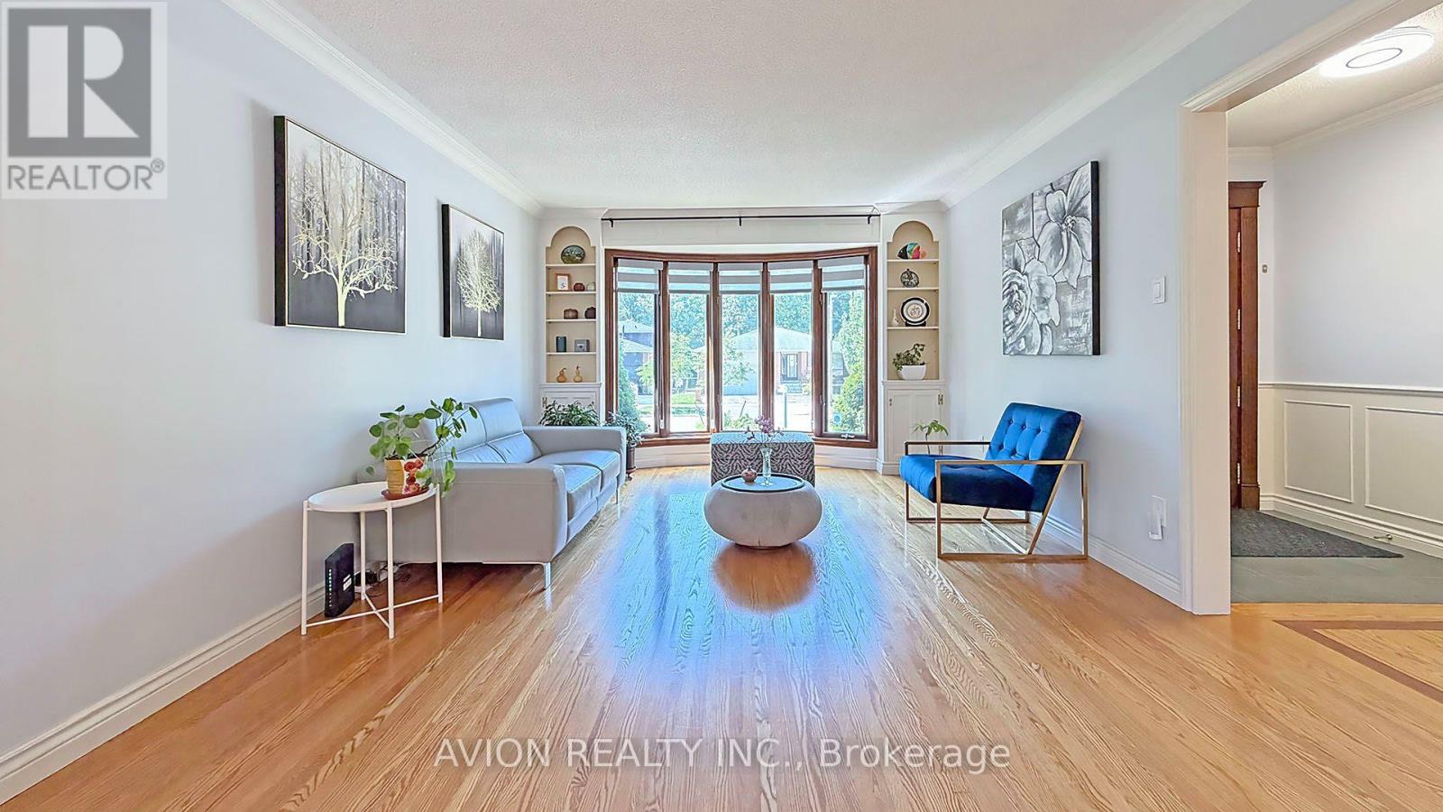 1413 HARMSWORTH SQUARE