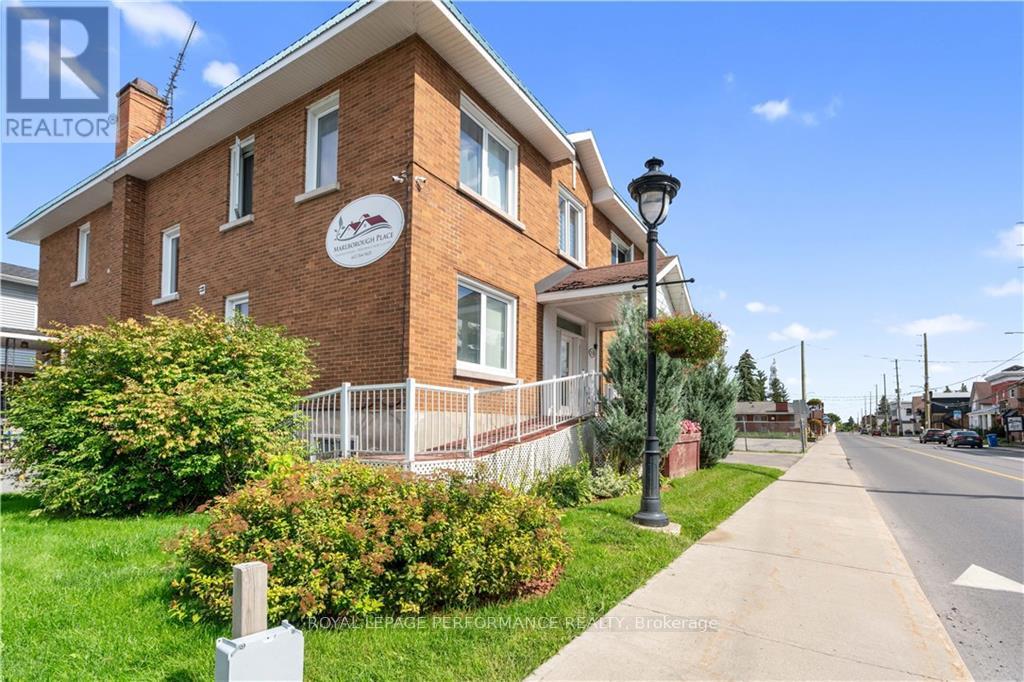 758 PRINCIPALE STREET