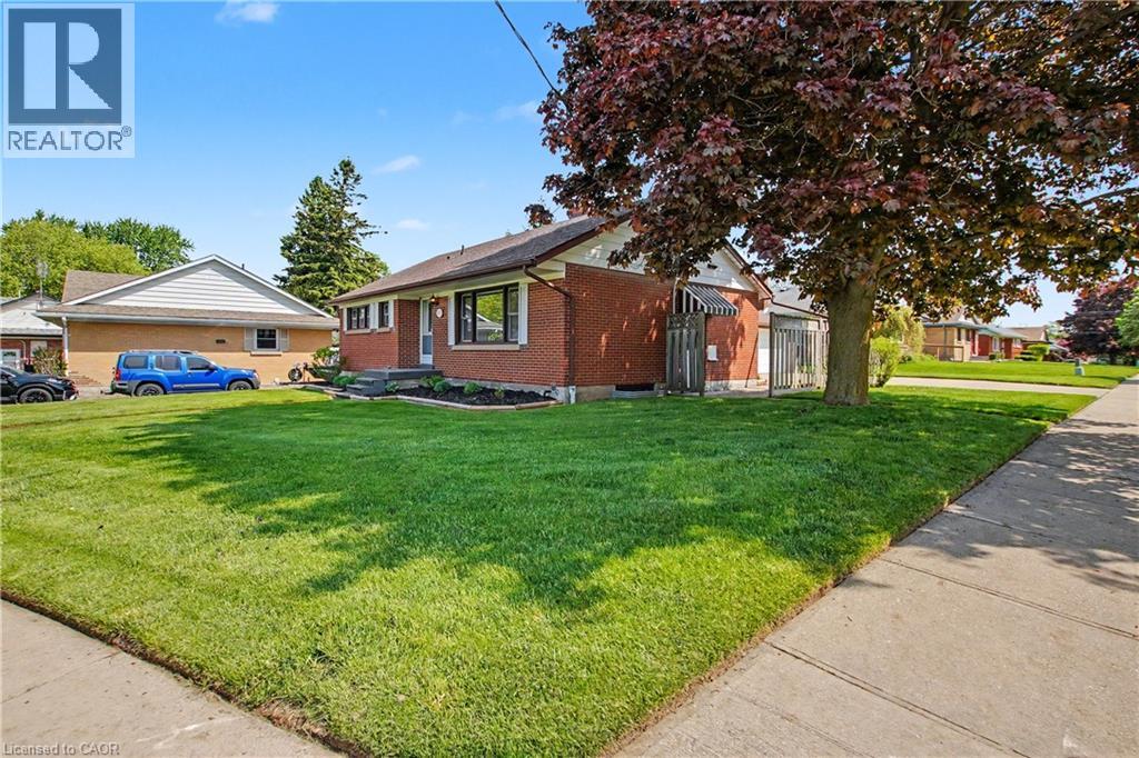 100 WEBER Street S