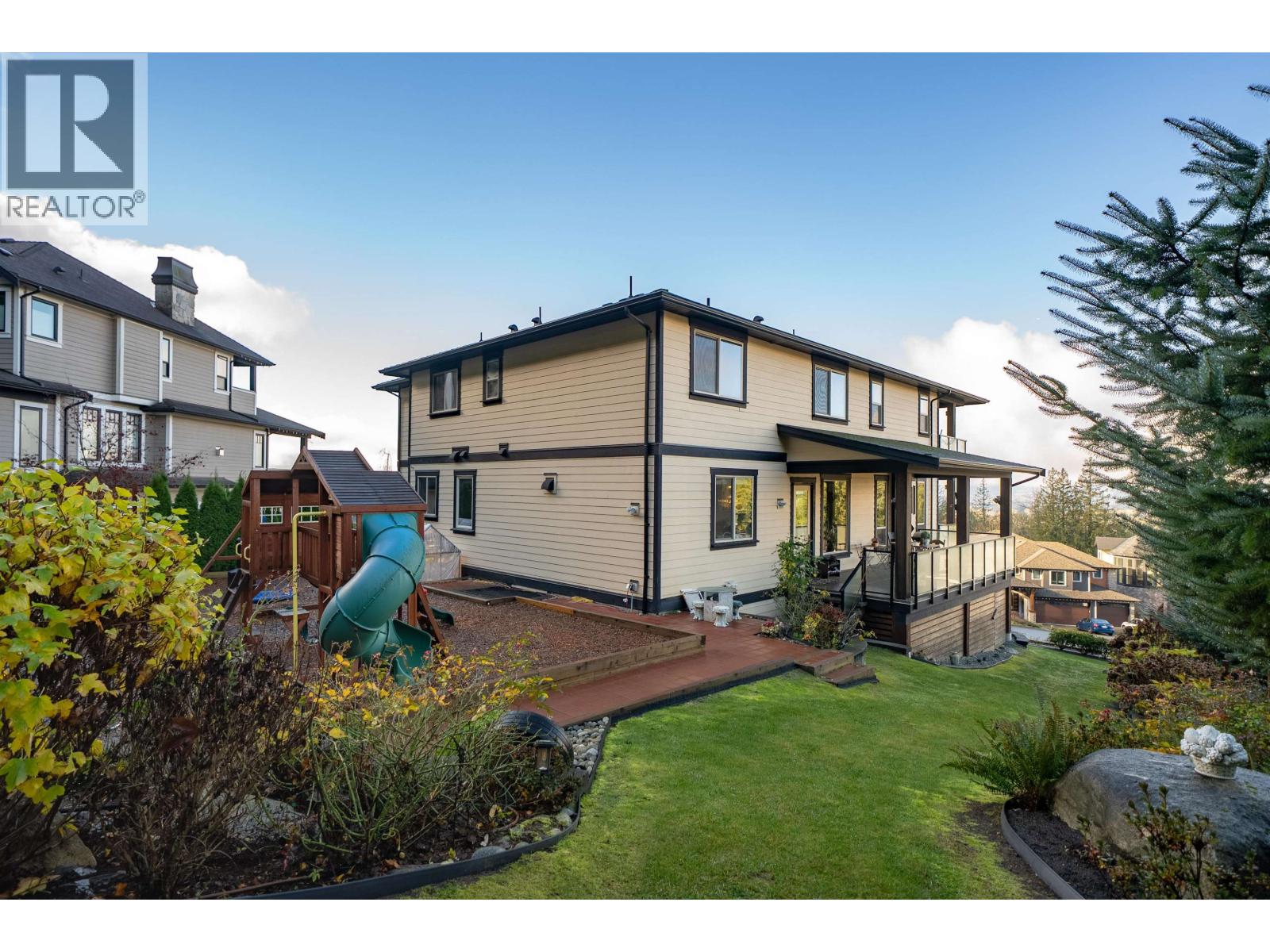 11000 CARMICHAEL STREET