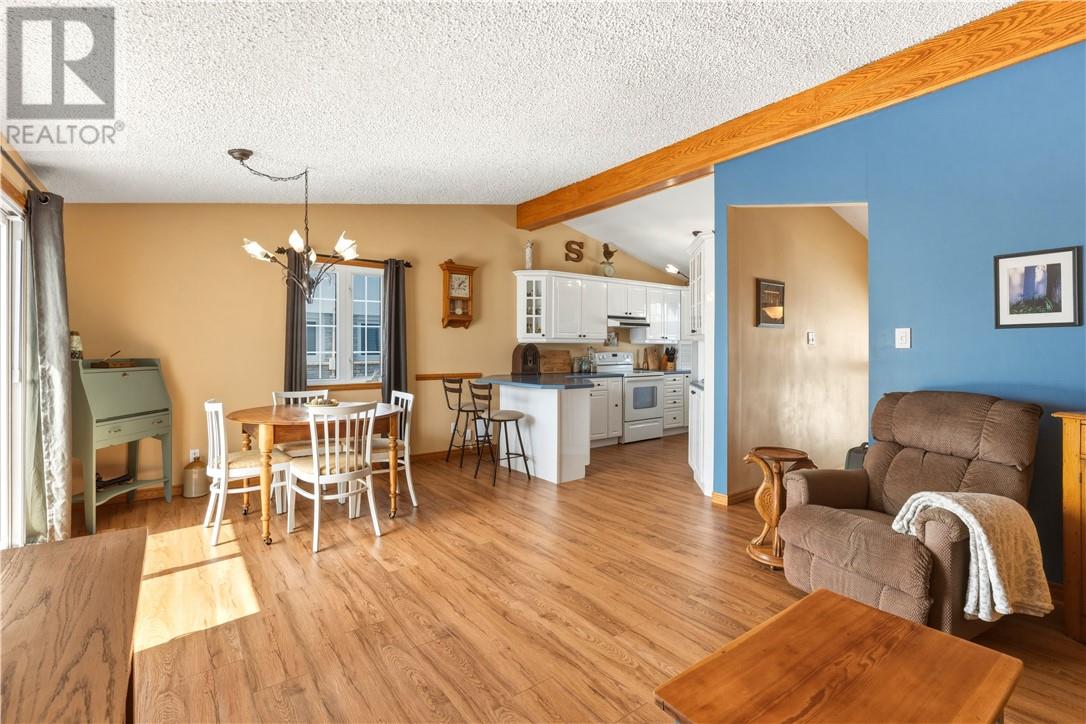 24 Vaillancourt Crescent