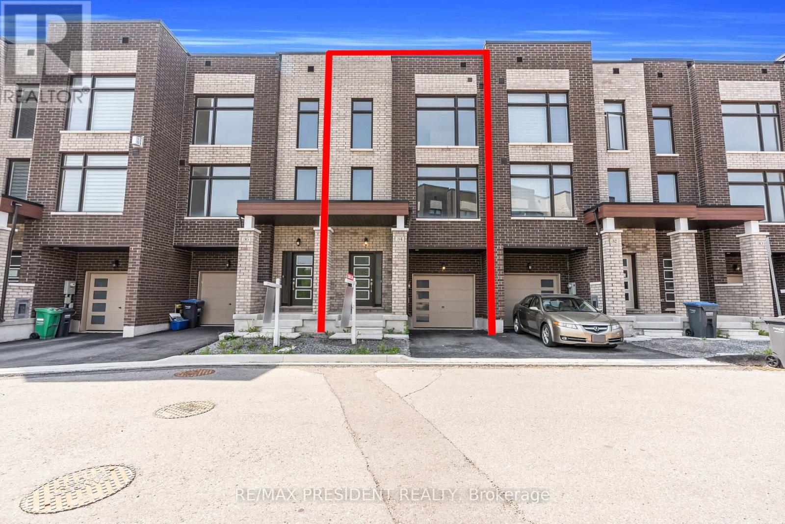 34 QUEENPOST DRIVE E