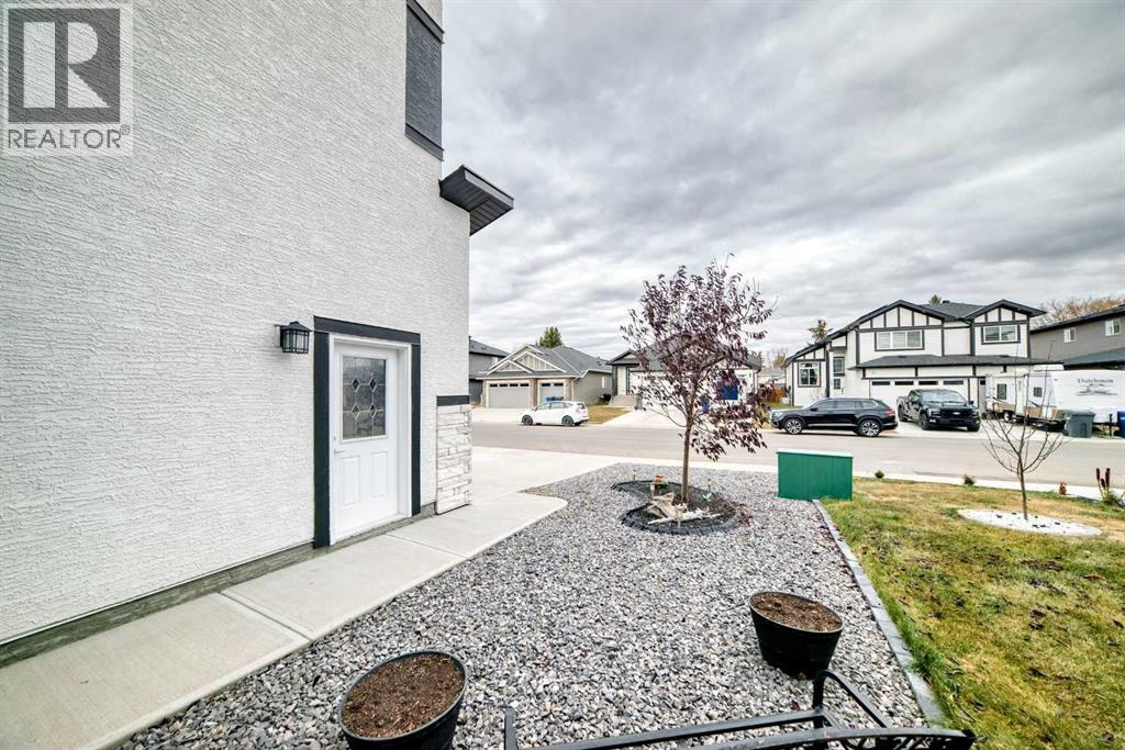 1368 Lackner Boulevard