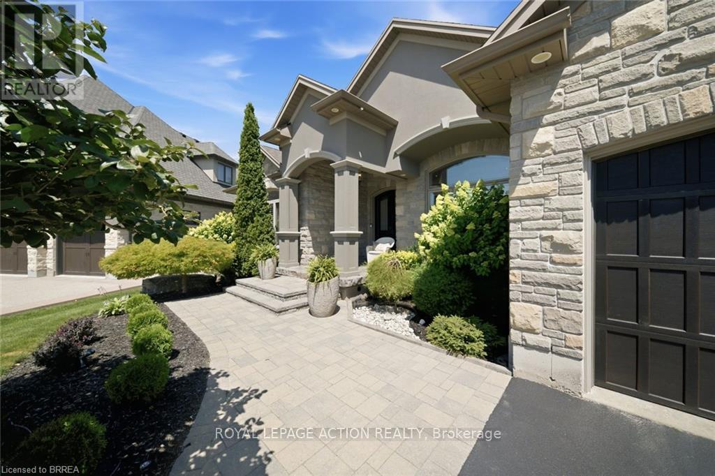 14 ELLINGTON PLACE