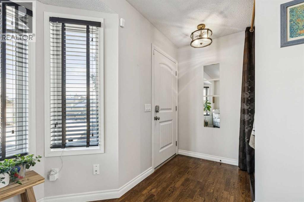 22 Hunterhorn Crescent NE