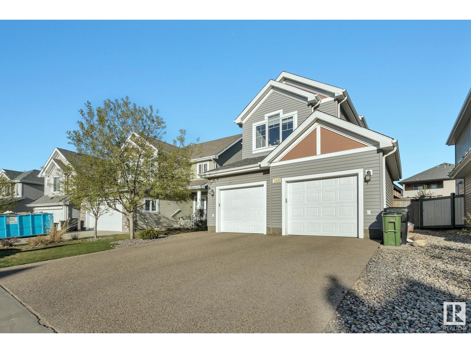 1315 72 ST SW SW