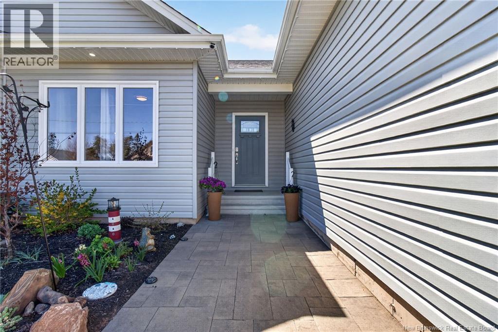 195 Rosebank Crescent