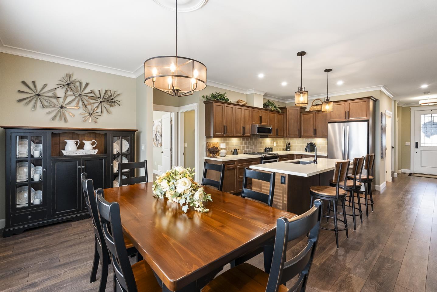 1397 STROMDAHL PLACE|Mt Woodside