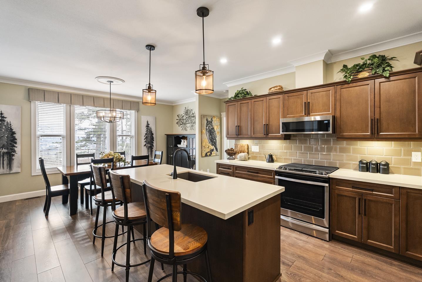 1397 STROMDAHL PLACE|Mt Woodside