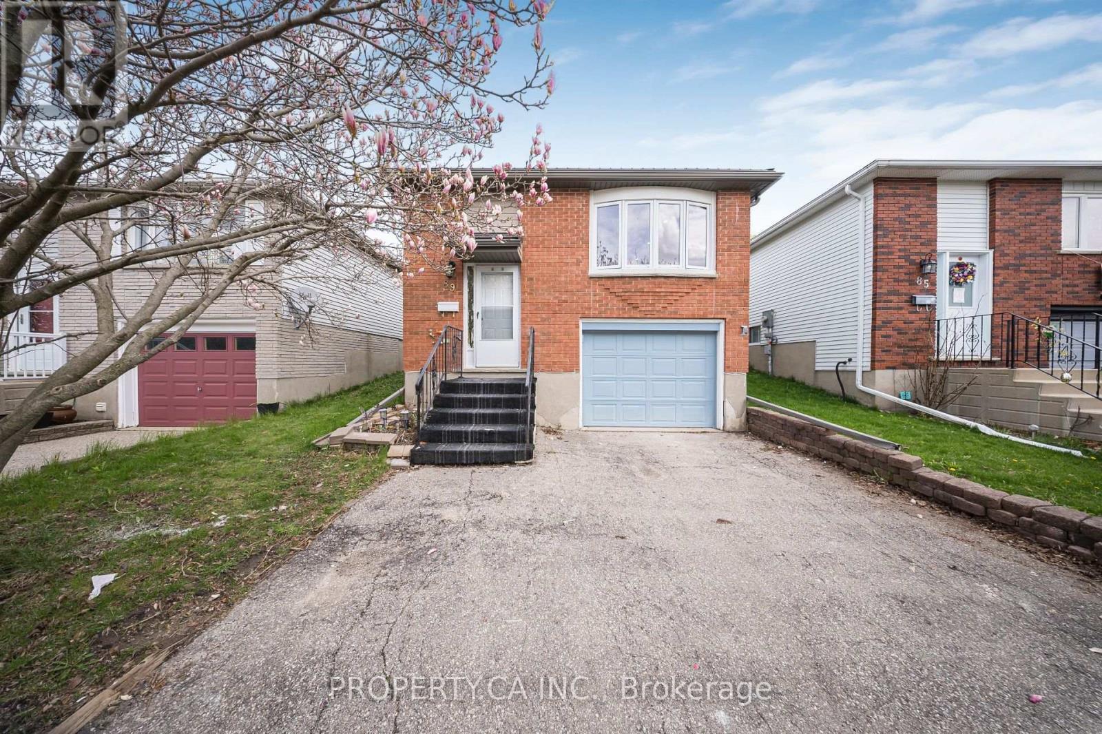 89 RISTAU CRESCENT