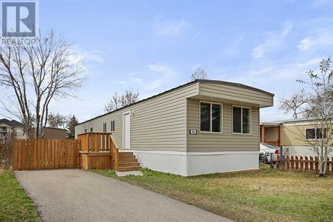 059, 6220 17 Avenue SE Calgary AB T2A0W6