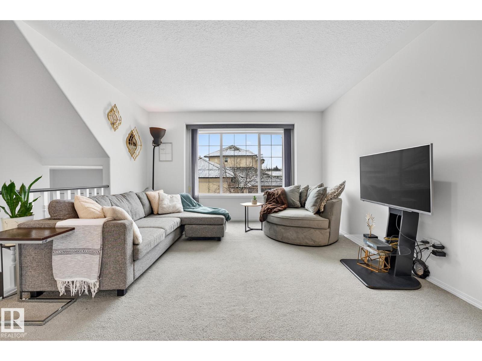 #16 225 BLACKBURN DR E SW