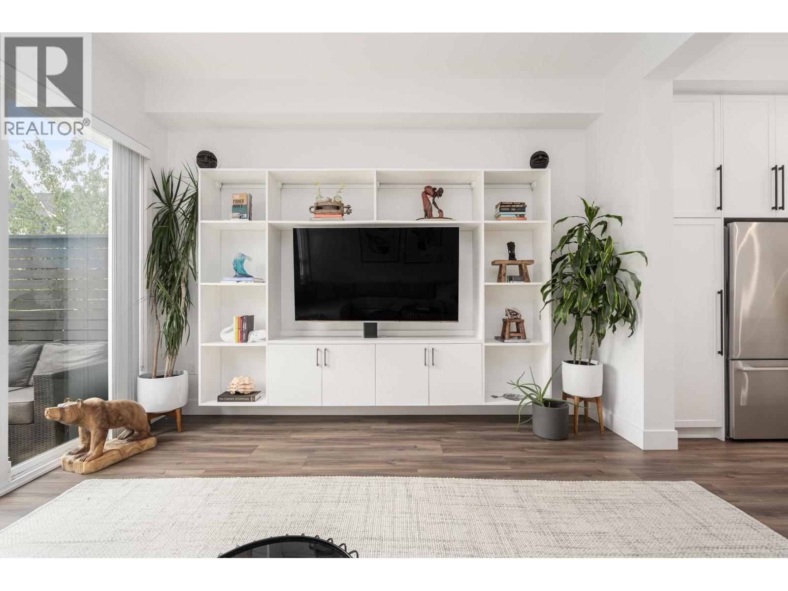 40 4716 ORCA WAY