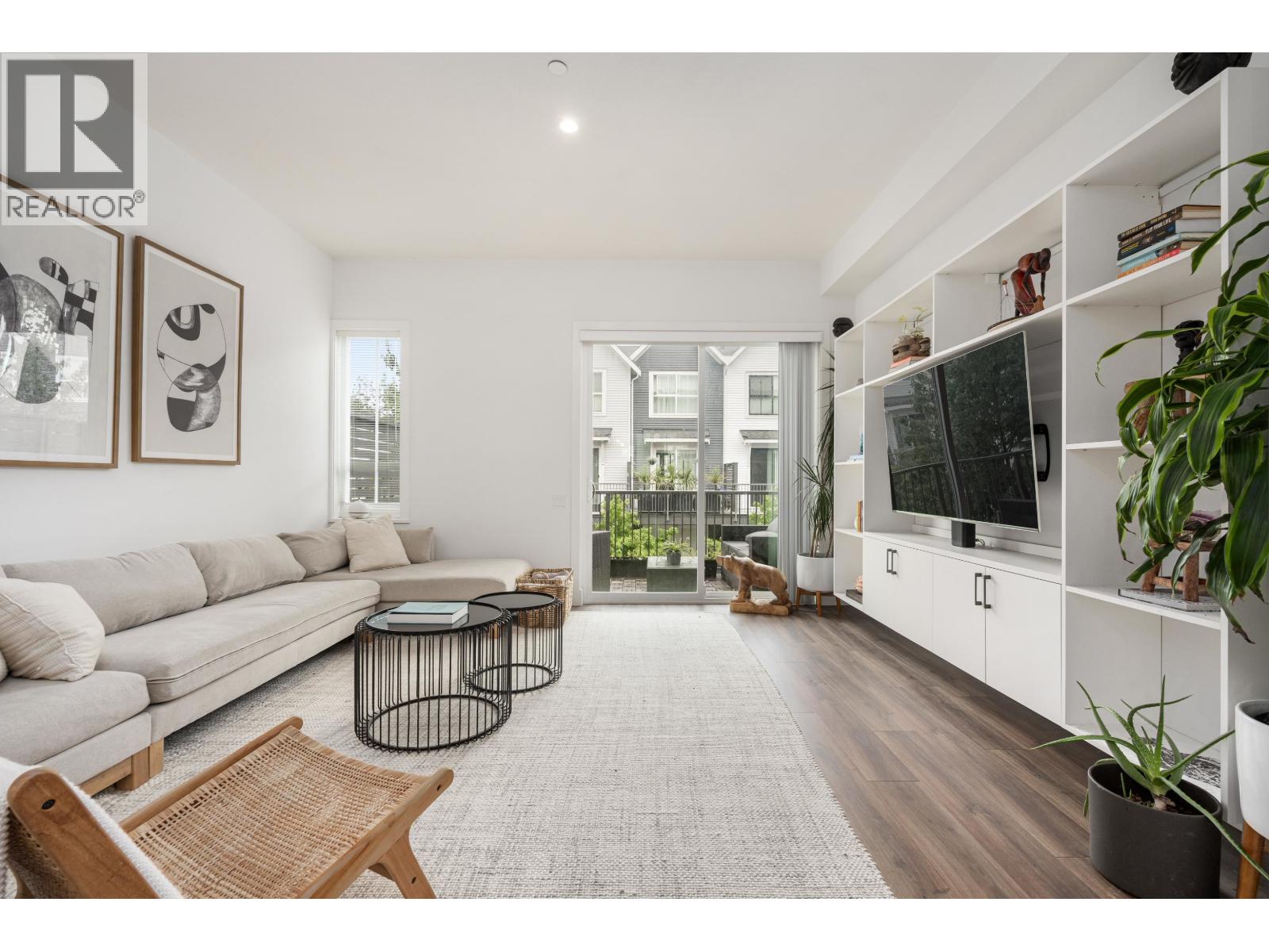 40 4716 ORCA WAY