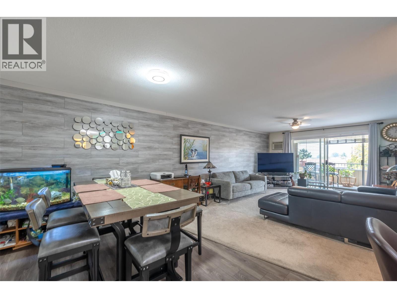 272 GREEN Avenue Unit# 306