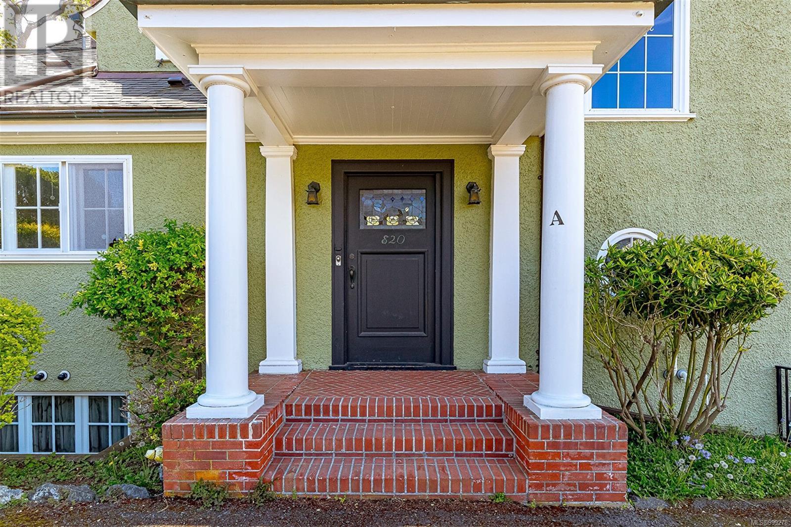 820 Pemberton Rd