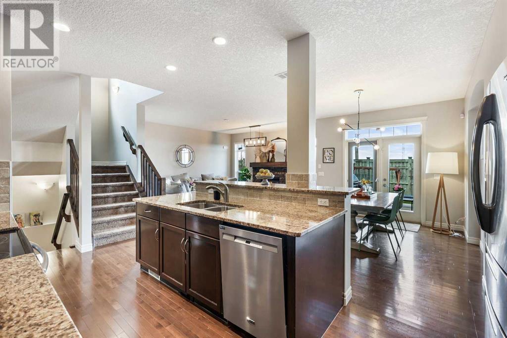383 Mahogany Terrace SE