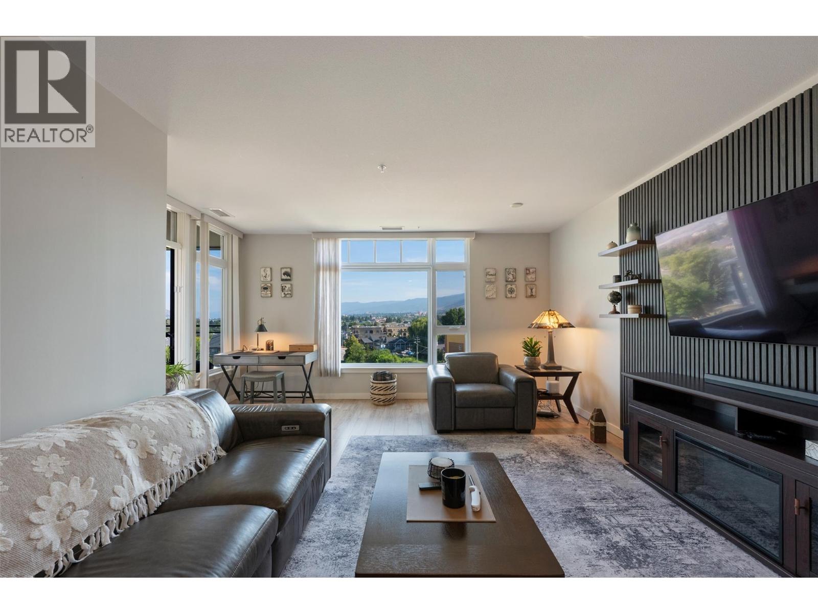 3301 Skaha Lake Road Unit# 608