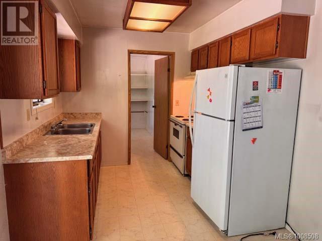 498 Todd Pl
