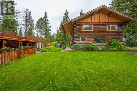 4373 CLEARWATER VALLEY Road Clearwater BC V0E1N1
