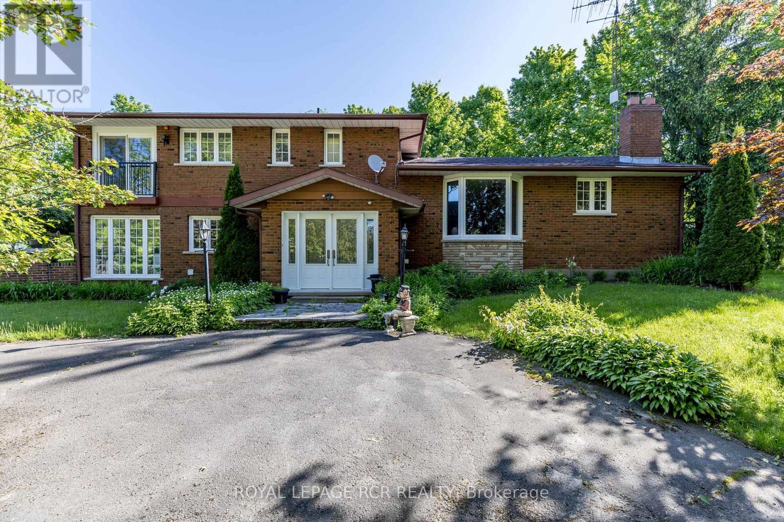 2100 DAVIS DRIVE W