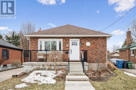 9 DODDS AVENUE E Guelph (St. Patrick's Ward) ON N1E5X2