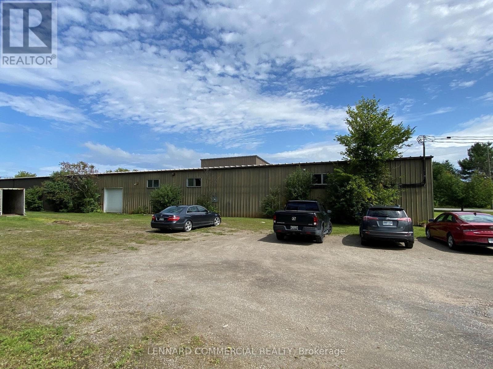 38 BRUCE CRESCENT