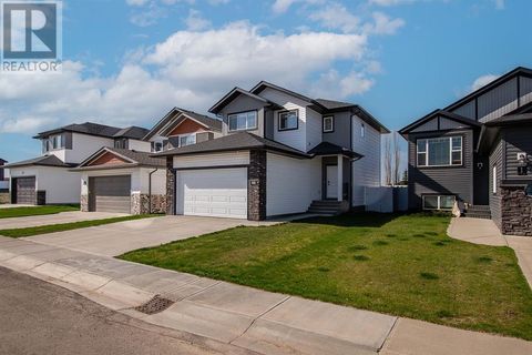 88 Henderson Crescent Penhold AB T0M1R0
