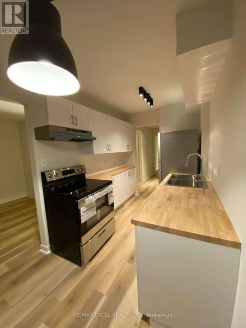 111 ALBERT STREET S Kawartha Lakes (Lindsay) ON K9V6G1