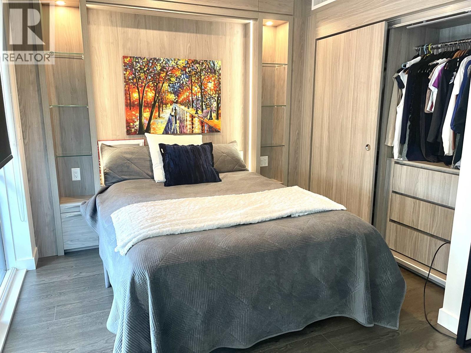 1083 87 NELSON STREET