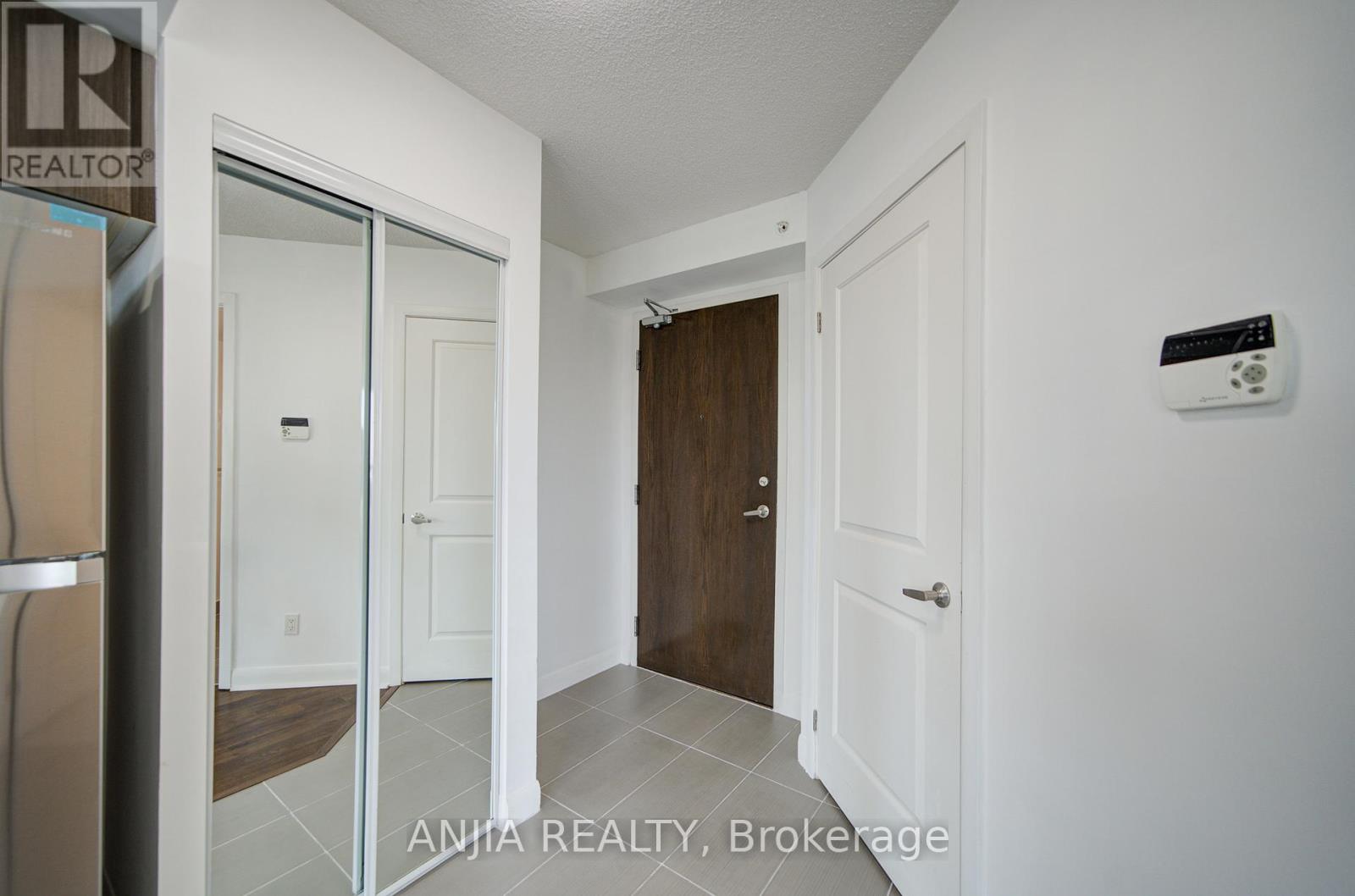 210 - 75 NORMAN BETHUNE AVENUE