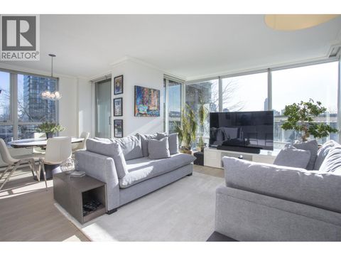 302 1438 RICHARDS STREET Vancouver BC V6Z3B8