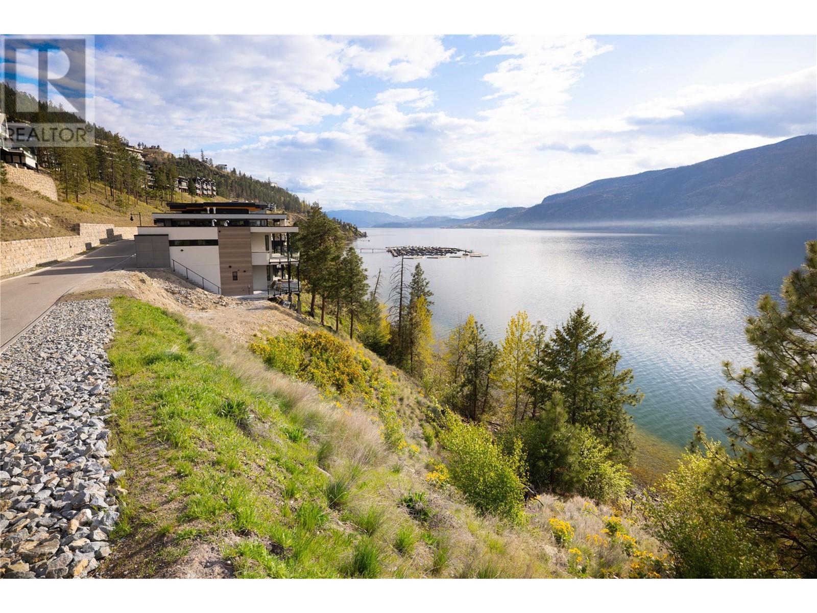 3548 Arrowroot Drive