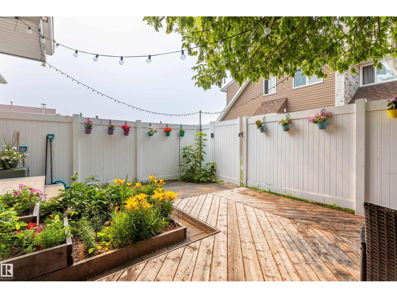 13323 47 ST NW