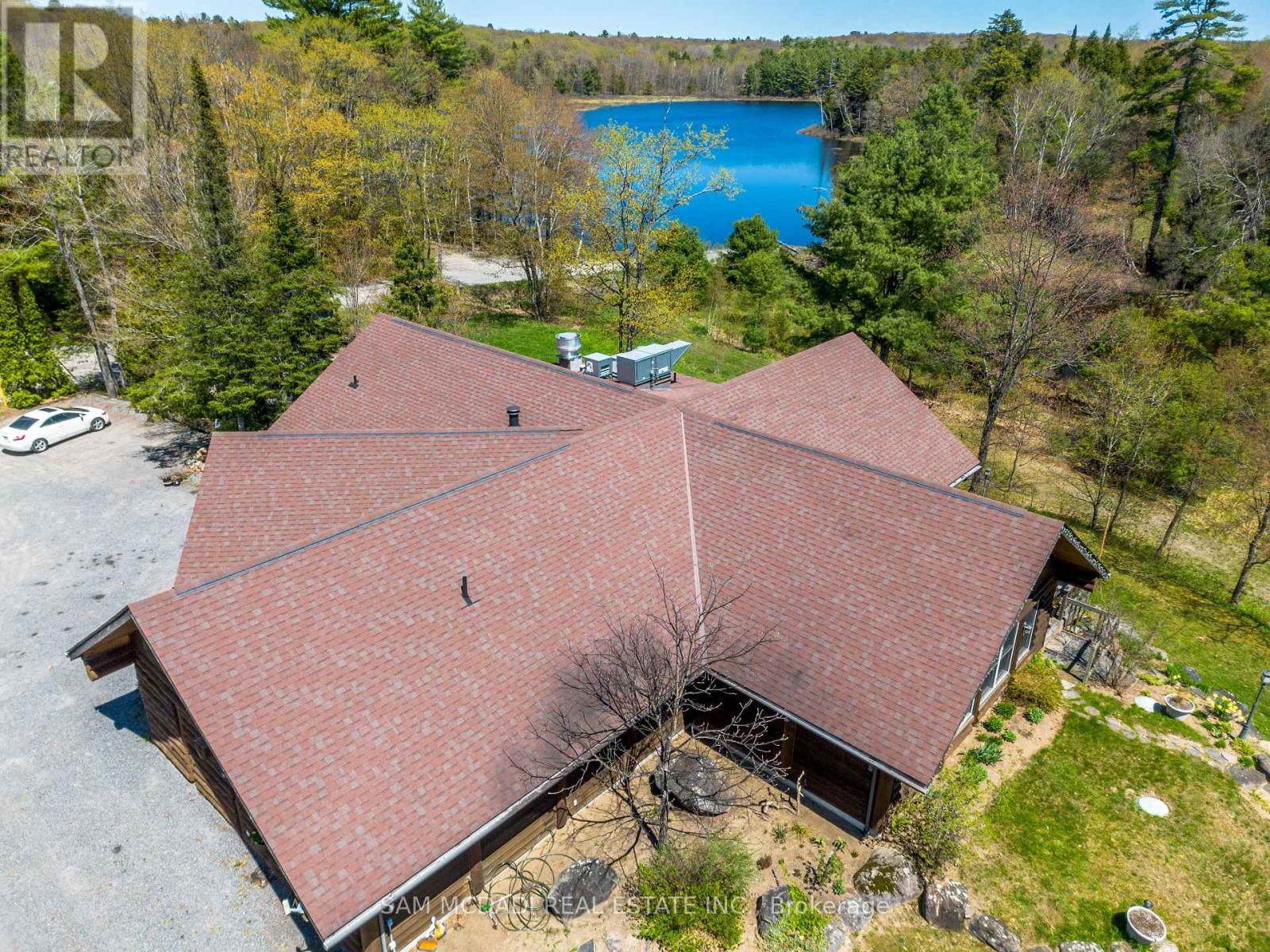 9 LITTLE BEAVER BOULEVARD