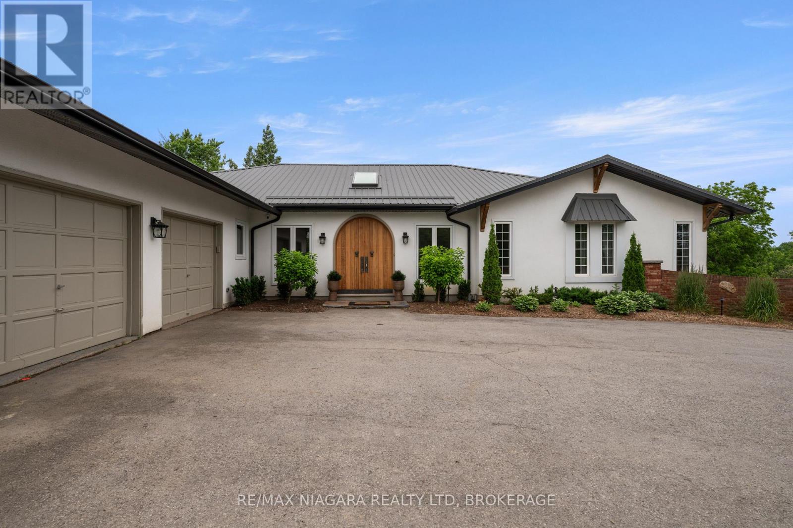 340 ROLAND ROAD