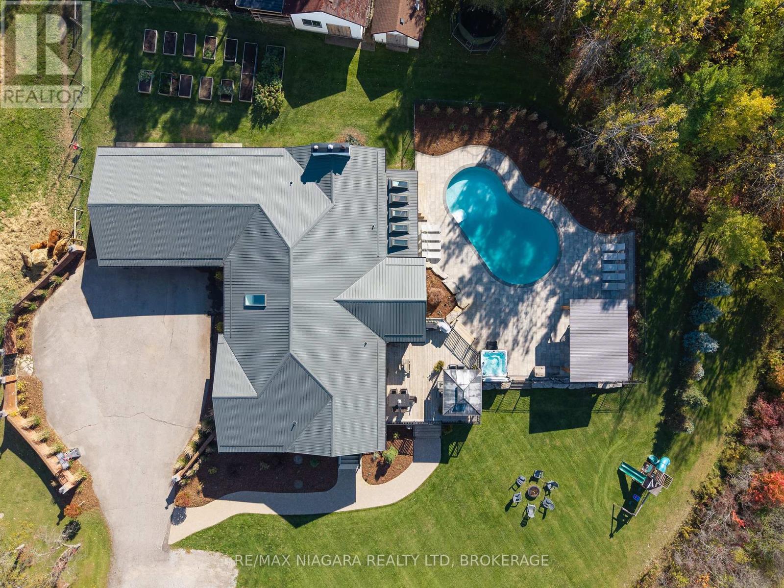 340 ROLAND ROAD