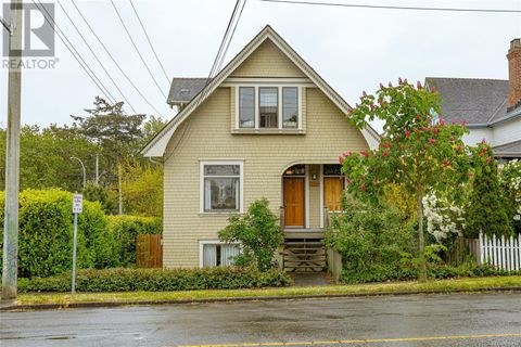 205 Wilson St Victoria BC V9A3G1