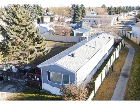 140 Evergreen DR NW Edmonton AB T5Y4M2